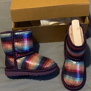 UGG®Classic Short II Rainbow(Girls Toddler size 9)